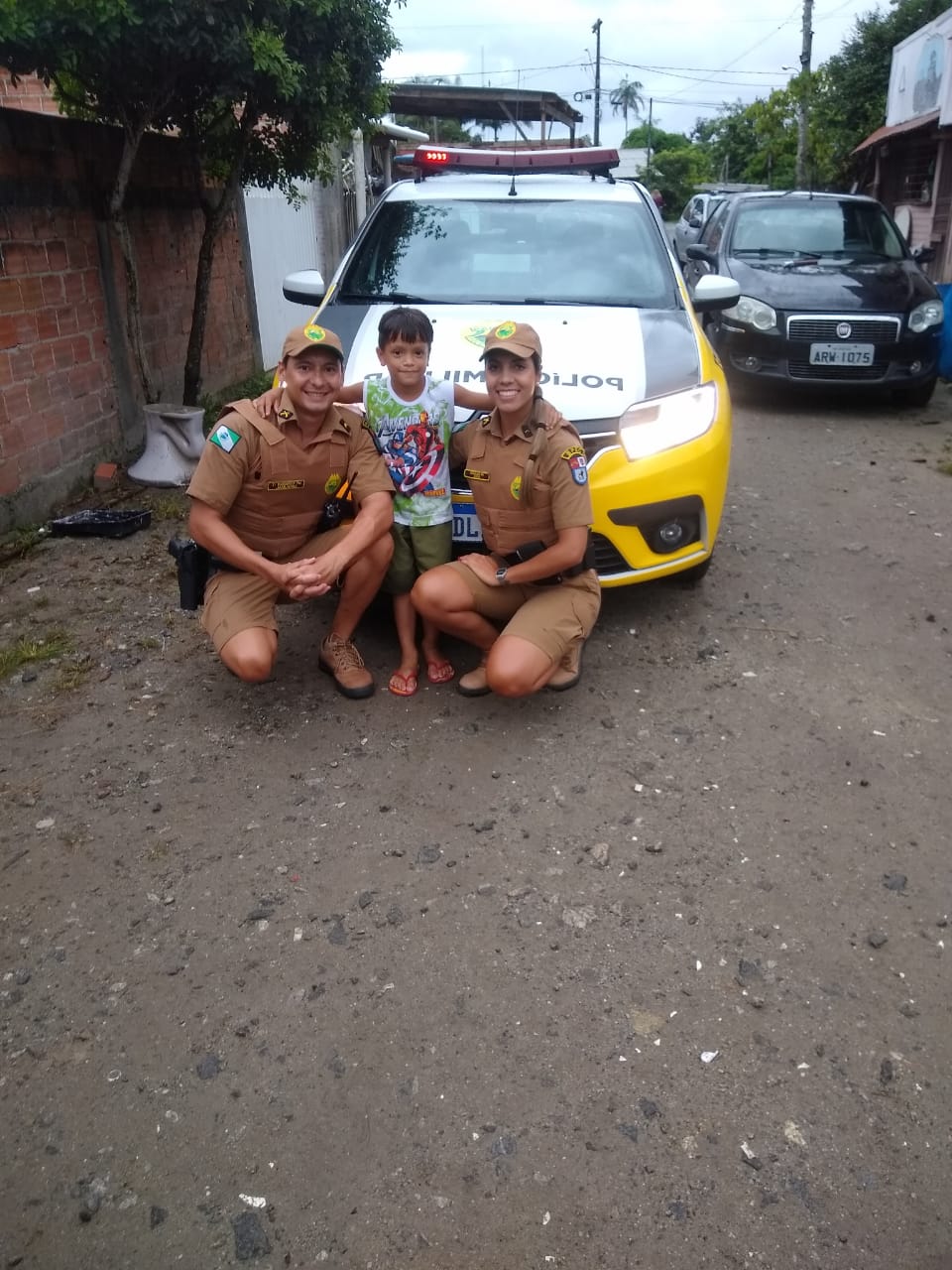 PM participa de aniversário de pequeno fã em Matinhos no Litoral do