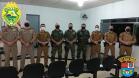 Policiais militares que auxiliaram no resgate de vítimas de embarcação que virou no Rio Ivaí são homenageados