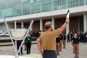 Pira do Fogo Simbólico da Pátria é acendida durante cerimônia de abertura da Semana da Pátria em Curitiba