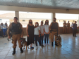 Equipe de Operações com Cães participa de atividade em colégio em Santo Antônio da Platina (PR)