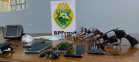 BPFRON recupera dois carros e apreende três armas de fogo em Guaíra, no Oeste do estado