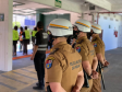 Oficiais e praças em formação na PMPR garantem a segurança no Estádio Couto Pereira em Curitiba