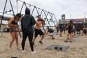 Desafio Cross Games estimula confraternização entre policiais militares e bombeiros nas areias de Caiobá