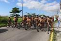 Mais de 200 ciclistas de todo Paraná participam junto com a PM de desafio de 27 quilômetros, no litoral
