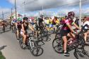 Mais de 200 ciclistas de todo Paraná participam junto com a PM de desafio de 27 quilômetros, no litoral
