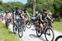 Mais de 200 ciclistas de todo Paraná participam junto com a PM de desafio de 27 quilômetros, no litoral