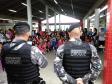 Aproximadamente 150 crianças são presenteadas por policiais militares da região Centro-Sul do Estado