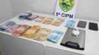 Em ações distintas no Noroeste do Estado, policiais militares encaminham três homens à delegacia e apreendem drogas e dinheiro