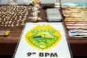 Mais de 400 pedras de crack e mais de R$ 2,2 mil são apreendidos pela PM e dois são presos 