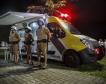 31/12/17 - 01/01/18 - Praia Central GuaratubaCentenas de pessoas acompanham show da virada de ano.