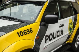 Homem é preso pela PM com caminhão roubado e carga de cigarros contrabandeados em Palmeira (PR)