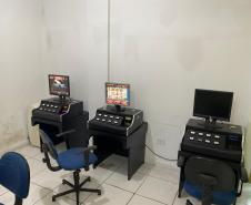 PM fecha cinco estabelecimentos e dispersa quase 100 pessoas em Curitiba