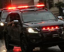 Batalhão de Polícia de Choque encaminha sete pessoas e apreende arma na primeira operação feita na Capital e RMC
