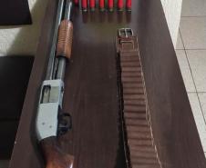 Durante ações distintas, Polícia Militar encaminha cinco pessoas, apreende arma de fogo e recupera frangos e ração furtados, no Sudoeste paranaense