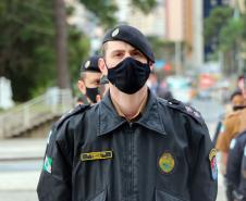 Pira do Fogo Simbólico da Pátria é acendida durante cerimônia de abertura da Semana da Pátria em Curitiba