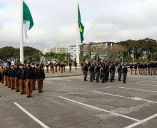Pira do Fogo Simbólico da Pátria é acendida durante cerimônia de abertura da Semana da Pátria em Curitiba