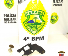 No Noroeste do estado, PM prende cinco homens e apreende três armas de fogo e máquinas caça-níquel
