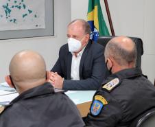 Secretário de Desenvolvimento Urbano e Obras Públicas recebe Alto-Comando da PMPR para reunião de trabalho