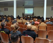 Policiais militares de Curitiba e da Região Metropolitana participam de palestra sobre assédio moral e sexual