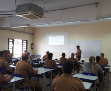 Policiais militares do Quartel do Comando-Geral são habilitados para usar espargidores químicos