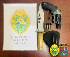 Cinco pessoas são encaminhadas e uma arma de fogo e drogas são apreendidos pela PM nos Campos Gerais