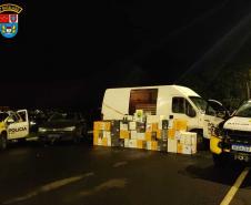 Em Pato Branco (PR), PM apreende 147 caixas de vinho contrabandeadas e encaminha três suspeitos