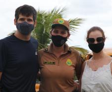 Ciclo de exposições da PM atrai dezenas de crianças e adultos nas praias do Litoral