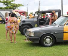 Ciclo de exposições da PM atrai dezenas de crianças e adultos nas praias do Litoral