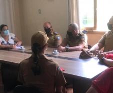 Polícia Militar ajuda população de Guaraqueçaba a se recuperar dos alagamentos