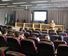 Adolescentes do Projeto Jovens Promissores do Tribunal de Justiça participam de atividades com a Polícia Militar