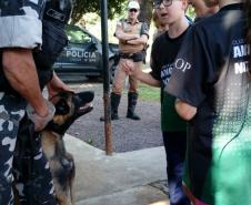 Crianças fazem visita a Batalhão da PM em Cascavel (PR), Oeste do estado