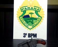 PM apreende garrucha e drogas em duas ocorrências no Sudoeste do PR