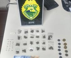 BOPE apreende drogas, mudas de maconha e encaminha foragido da justiça na Capital e RMC