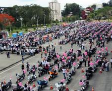 Curitiba, 13 de outubro de 2018. Passeio Motociclistico Harley Davidson - Outubro Rosa