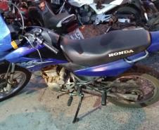 Três motocicletas são recuperadas e três pessoas são encaminhadas à delegacia no Noroeste do Estado