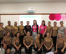 Em Cianorte (PR), policiais femininas participam de atividades relacionadas ao Outubro Rosa