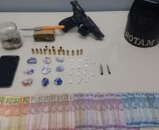 Arma de fogo e drogas são apreendidas na Região Metropolitana de Curitiba (RMC)