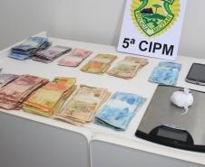 Em ações distintas no Noroeste do Estado, policiais militares encaminham três homens à delegacia e apreendem drogas e dinheiro