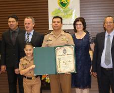 Vereadores de Pato Branco concedem ao tenente-coronel Dolenga o título de cidadão honorário