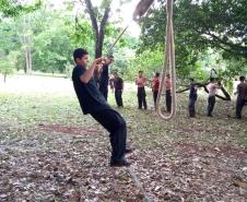 Acampamento marca o final de semana de alunos do projeto Bombeiro Mirim no Norte Pioneiro do Estado