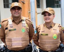 Policiais militares localizam mulher que se perdeu da família e pediu ajuda no litoral 