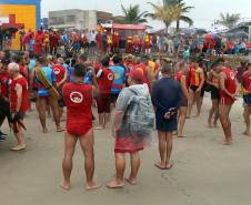 Guaratuba, 05 de janeiro de 2019. Operação Verão Paraná 2018/2019 - 19ª Travessia dos Guarda-Vidas Veteranos