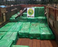 BPFron apreende caixas de cigarros contrabandeados na fronteira do estado