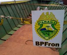 BPFron apreende caixas de cigarros contrabandeados na fronteira do estado