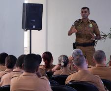 Matinhos, 15 de janeiro de 2019. Operação Verão 2018/2019 - Policia promoe nivelamento de patrulhamento com bicicletas.