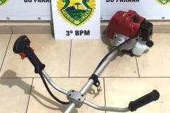 PM encaminha duas pessoas e apreendem roçadeira furtada e mais de 200 gramas de maconha no Sudoeste do estado
