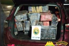 Carro com 464 quilos de maconha é apreendido pela PM em Toledo (PR)