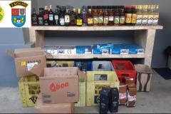 PM desconfia de carro estragado e localiza 126 garrafas de bebidas adulteradas em Morretes (PR)