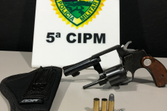 PM prende dois homens e apreende uma arma de fogo no Noroeste do estado