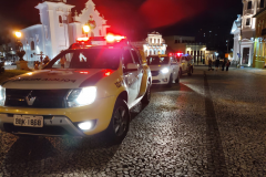 AIFU apreende produtos contrabandeados e fecha um ponto comercial em Curitiba